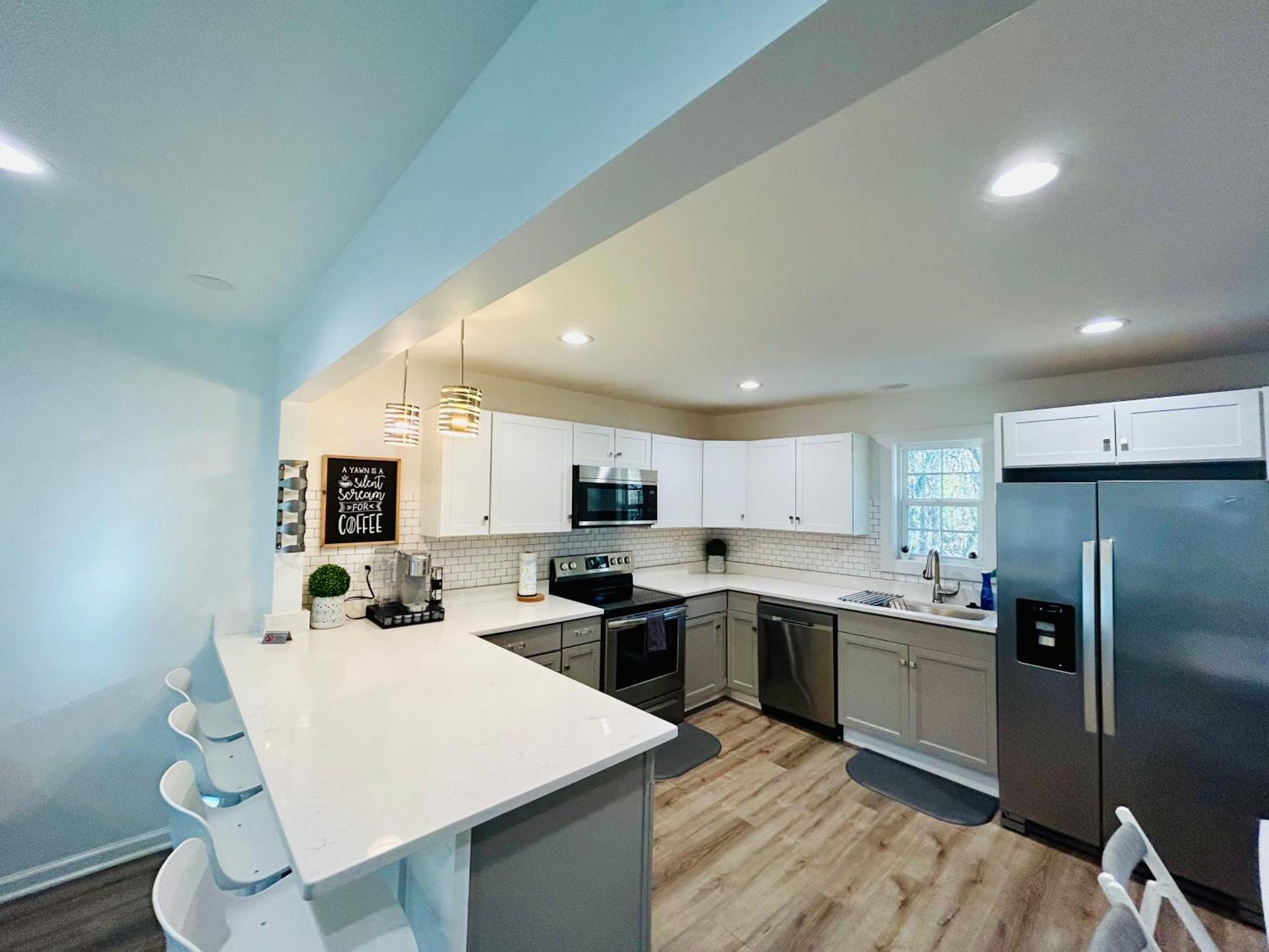 Casa de férias Modern Near Uptown Clt, Airport And